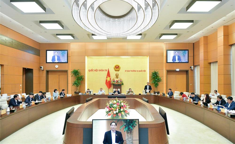 Ủy ban Thường vụ Quốc hội cho ý kiến đối với dự án Luật Lực lượng tham gia bảo vệ an ninh, trật tự ở cơ sở